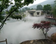安裝景區(qū)的噴霧造景設備有什么作用？